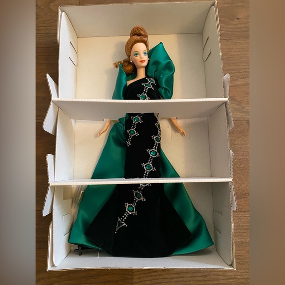 Emerald Embers Barbie by Bob Mackie 1997 NRFB - Picture 2 of 5